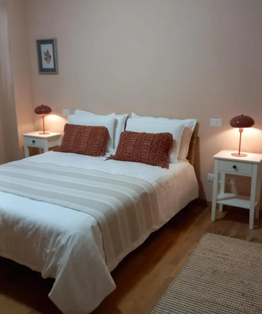 Villa Lilly House Bed & Bike Cortona 0*,  Italia